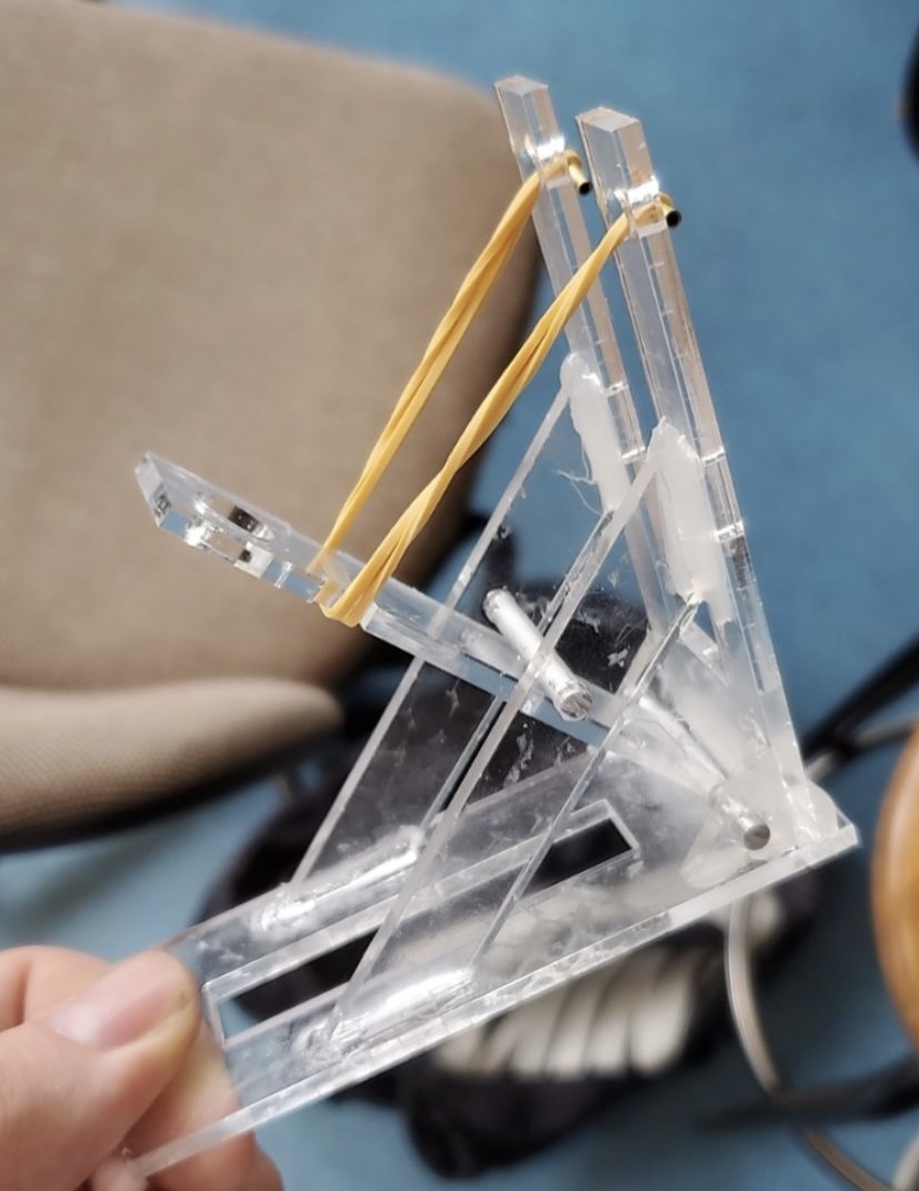 Aperçu du projet Catapulte à propulsion élastique